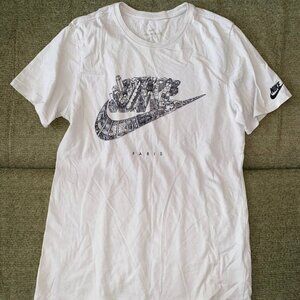 Nike T-shirt new original